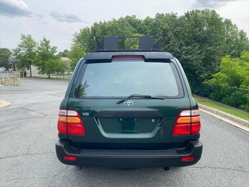 2002 Toyota Land Cruiser Base