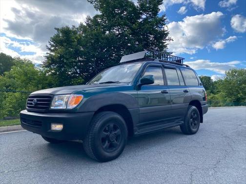 2002 Toyota Land Cruiser Base