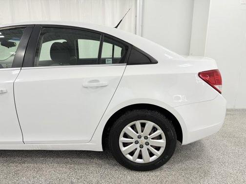 2011 Chevrolet Cruze LS