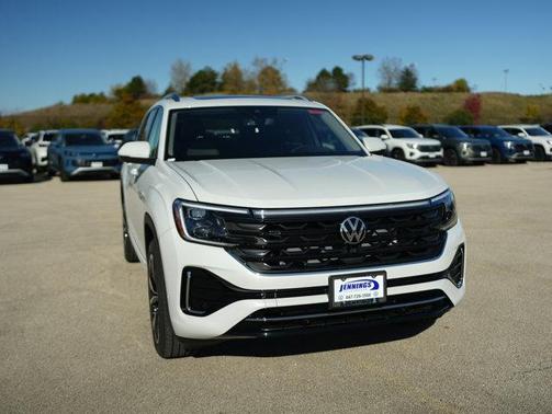 2026 Volkswagen Atlas 2.0T SEL Premium R-Line