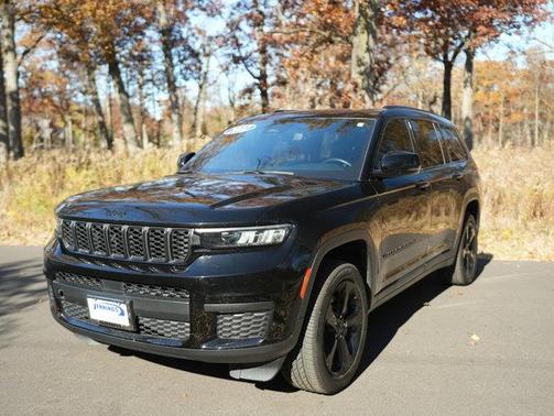 2022 Jeep Grand Cherokee L Laredo