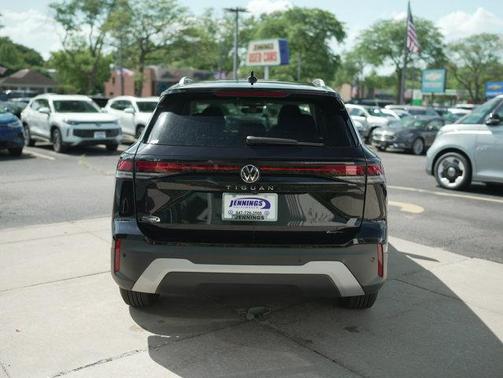 2025 Volkswagen Tiguan 2.0T S