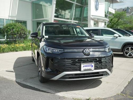 2025 Volkswagen Tiguan 2.0T S