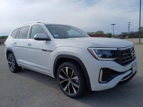 Opal White Pearl 2026 Volkswagen Atlas 2.0T SEL Premium R-Line