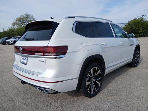 Opal White Pearl 2026 Volkswagen Atlas 2.0T SEL Premium R-Line