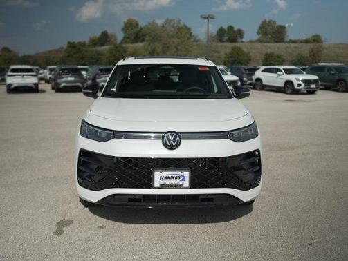 2025 Volkswagen Tiguan 2.0T SE R-Line Black