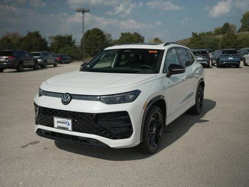 2025 Volkswagen Tiguan 2.0T SE R-Line Black