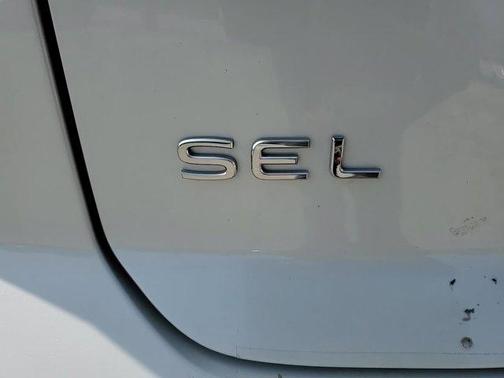 2025 Volkswagen Atlas Cross Sport 2.0T SEL Premium R-Line