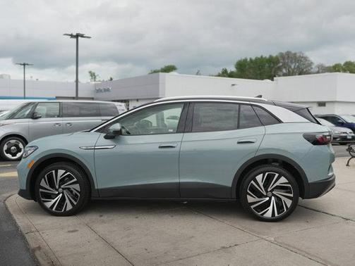 2025 Volkswagen ID.4 Pro S Plus