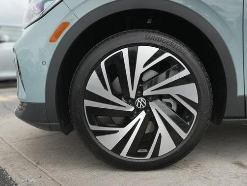 2025 Volkswagen ID.4 Pro S Plus