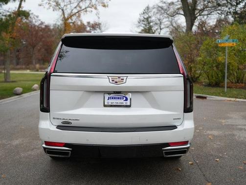 2023 Cadillac Escalade Premium Luxury Platinum