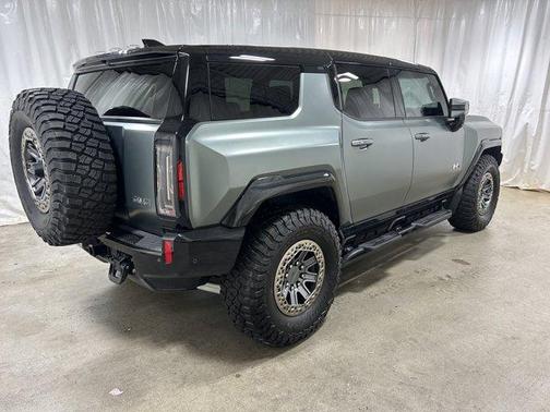 2024 GMC HUMMER EV SUV 3X