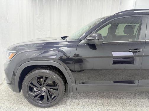 2021 Volkswagen Atlas 3.6 V6 SE w/ Technology