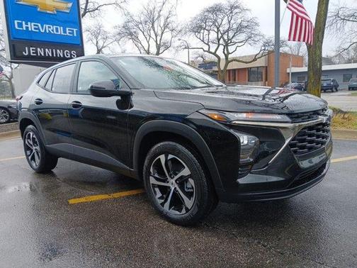 Mosaic Black Metallic 2026 Chevrolet Trax 1RS