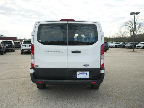 2023 Ford Transit-250 T250