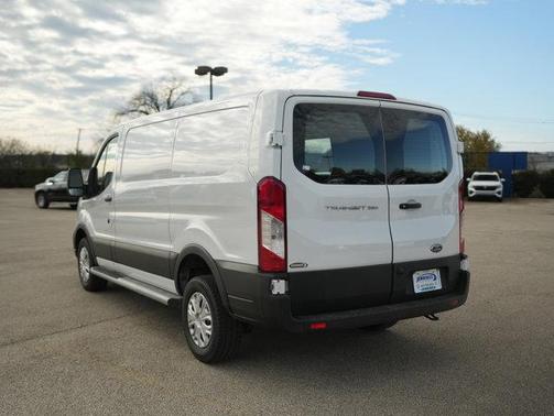 2023 Ford Transit-250 T250