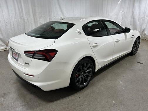 2021 Maserati Ghibli S Q4