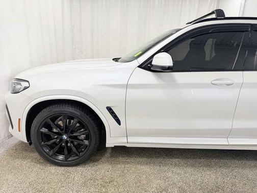 Mineral White Metallic 2022 BMW X3 xDrive30i