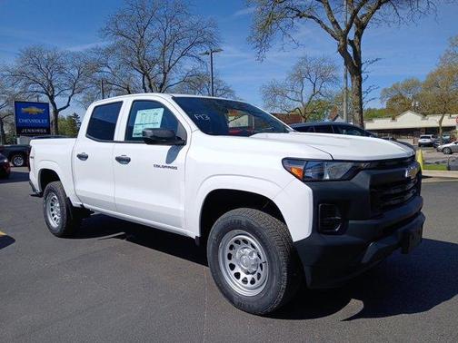 2025 Chevrolet Colorado WT