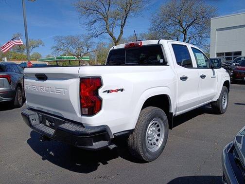 2025 Chevrolet Colorado WT