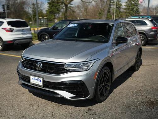 2022 Volkswagen Tiguan 2.0T SE R-Line Black