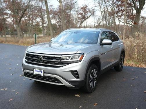2023 Volkswagen Atlas Cross Sport 2.0T SE