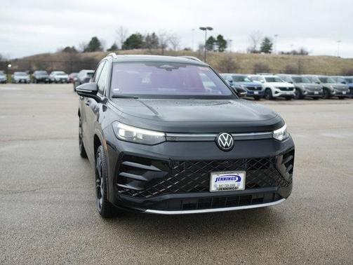 2026 Volkswagen Tiguan 2.0T SEL
