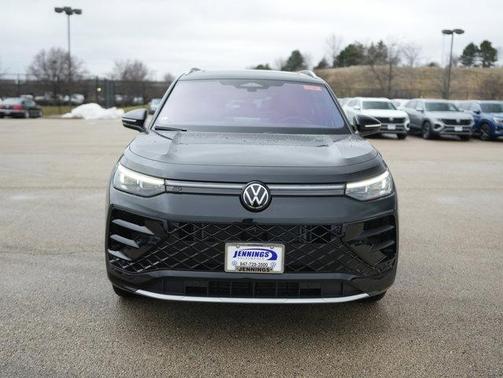 2026 Volkswagen Tiguan 2.0T SEL
