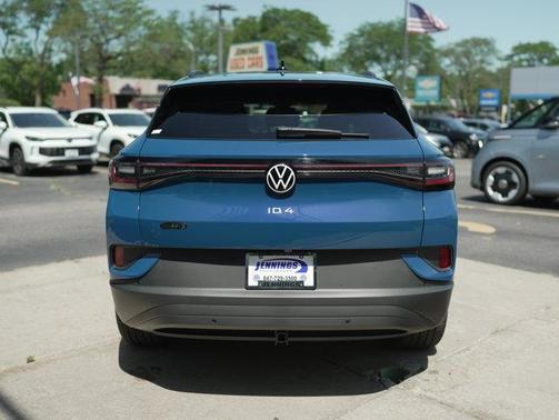 2025 Volkswagen ID.4 Pro