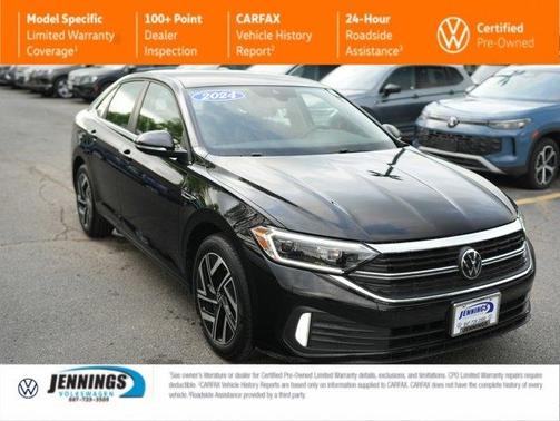 Deep Black Pearl Effect 2024 Volkswagen Jetta 1.5T SEL