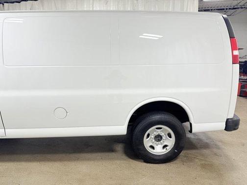 2024 Chevrolet Express 2500 Work Van