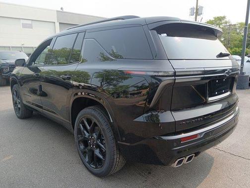2025 Chevrolet Traverse RS