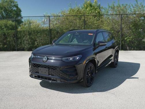 2025 Volkswagen Tiguan 2.0T SE R-Line Black