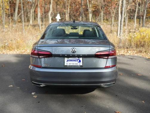 2022 Volkswagen Passat 2.0T Limited Edition