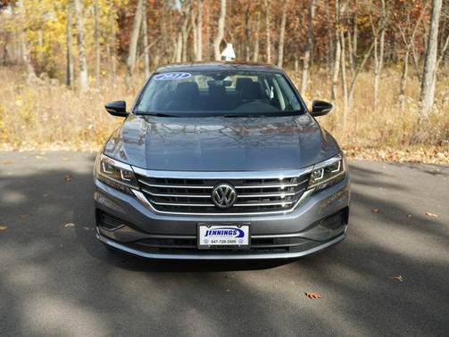 2022 Volkswagen Passat 2.0T Limited Edition