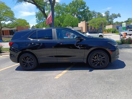 Mosaic Black Metallic 2024 Chevrolet Equinox LS