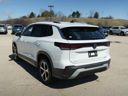 Pure White 2026 Volkswagen Tiguan 2.0T SE