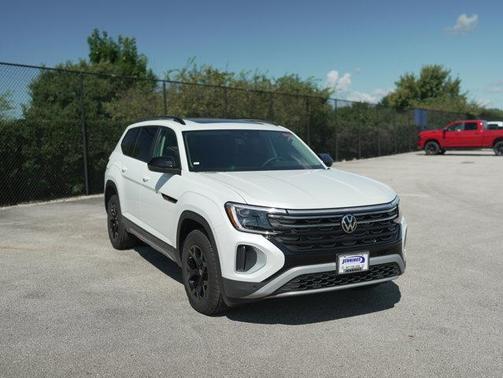2026 Volkswagen Atlas 2.0T Peak Edition