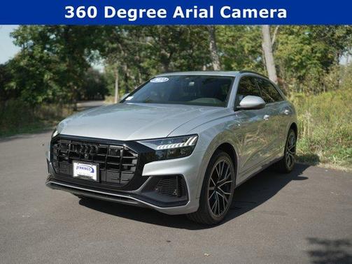 2022 Audi Q8 55 Premium Plus