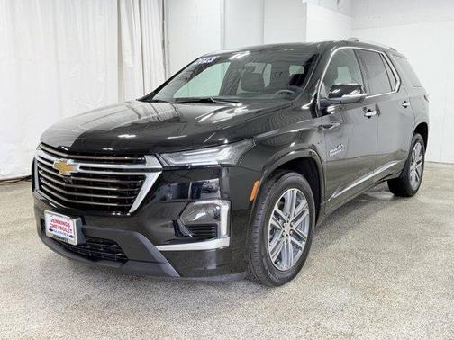 Mosaic Black Metallic 2023 Chevrolet Traverse High Country