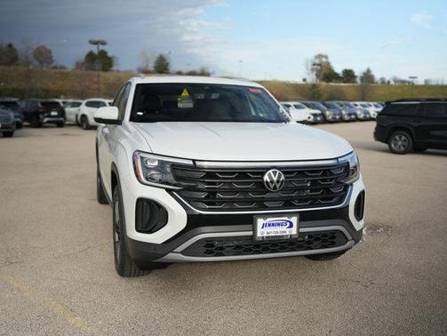 2026 Volkswagen Atlas Cross Sport 2.0T SE