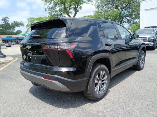 Mosaic Black Metallic 2026 Chevrolet Equinox LT