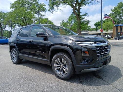 Mosaic Black Metallic 2026 Chevrolet Equinox LT