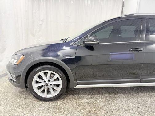 2017 Volkswagen Golf Alltrack TSI SE