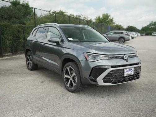 2025 Volkswagen Taos 1.5T SEL