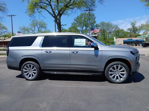 2025 Chevrolet Suburban Premier
