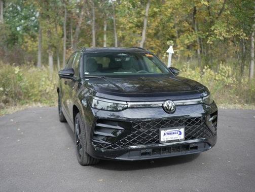 2025 Volkswagen Tiguan 2.0T SE R-Line Black