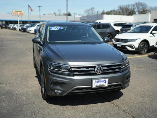 2019 Volkswagen Tiguan 2.0T SEL Premium