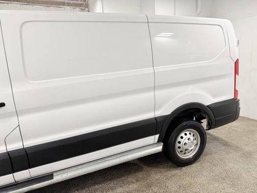 2024 Ford Transit-250 T250