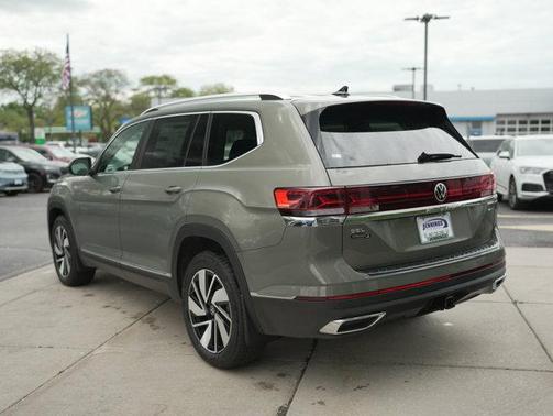 2025 Volkswagen Atlas 2.0T SEL